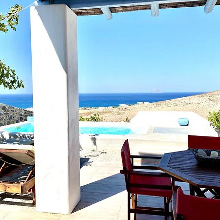 Stelani Villas & Suites Kalamaki  Rom bilde