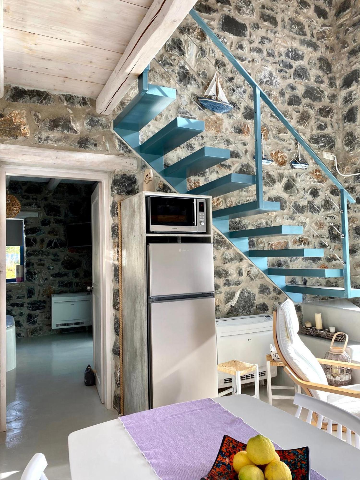 Stelani Villas & Suites Kalamaki  Rom bilde